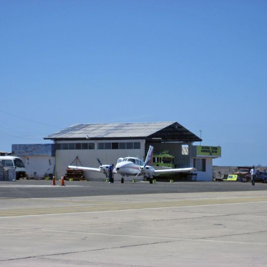 San Cristóbal Airport