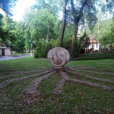 Plastika v sadech Čs armády v Chomutově