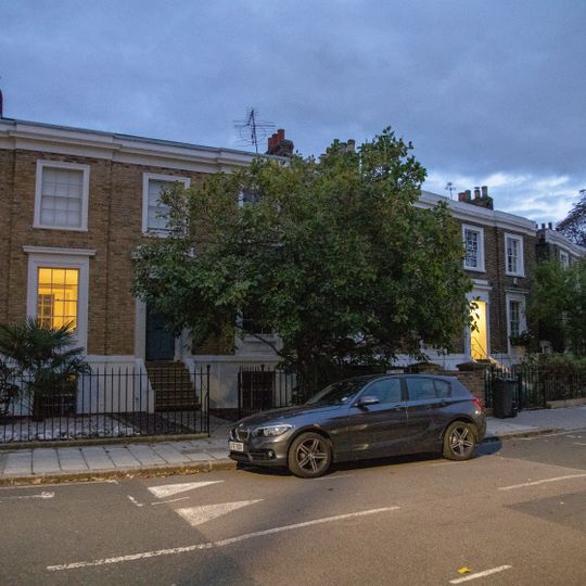 1-7, Stockwell Park Crescent Sw9