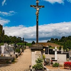 Kříž na hřbitově v Rájci-Jestřebí