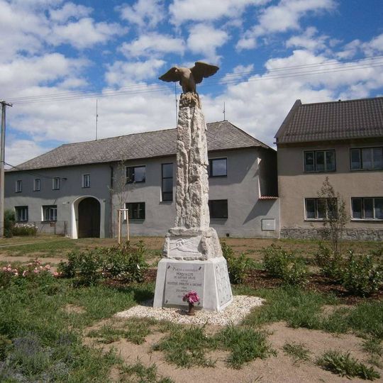 Pomník padlým v Doubravici