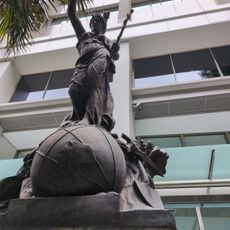 Statue