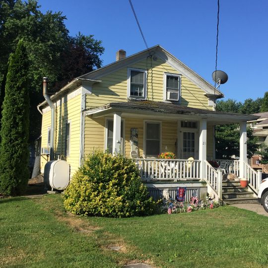 House at 21 West Cayuga Street