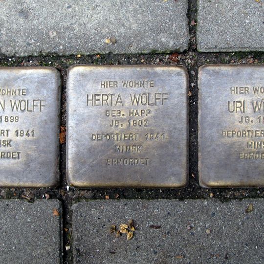 Stolperstein en memoria de Hermann Wolff