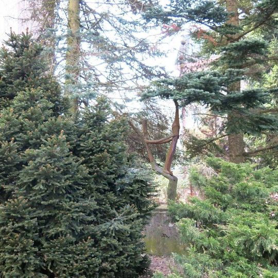 Ocelová plastika Spartakiáda v ulici Na Pískovně v Ruprechticích