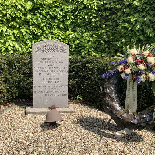 Monument aan de Bruins Slotlaan