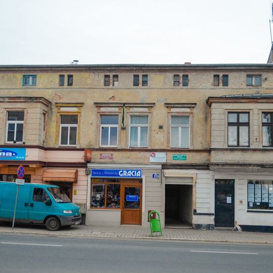 9/10 Podchorążych Street in Żary