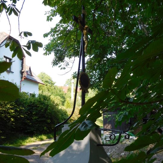 Wayside cross in Bobov