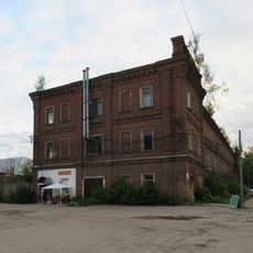 Dvor Proletarki Street 14