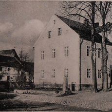 Plebania ewangelicka, ob. szkoła w Szybowicach