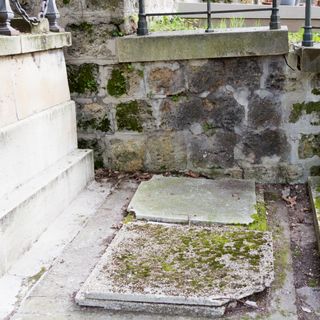 Grave of Maingot