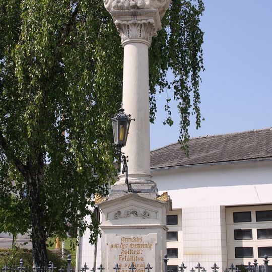 Pest-/Dreifaltigkeitssäule