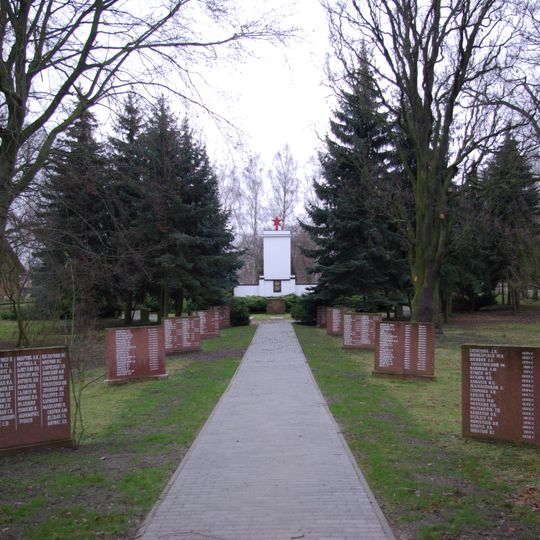 Sowjetische Kriegsgräberstätte Reitwein