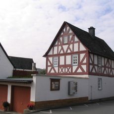 Wohnhaus und Scheune