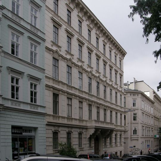 Stadtpalais, Palais Spangen