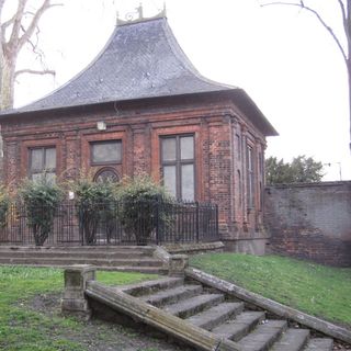 Garden house at Charlton House