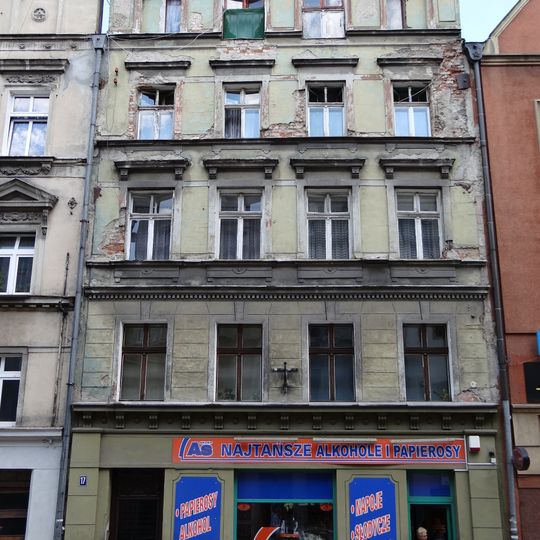 Pułaskiego 17