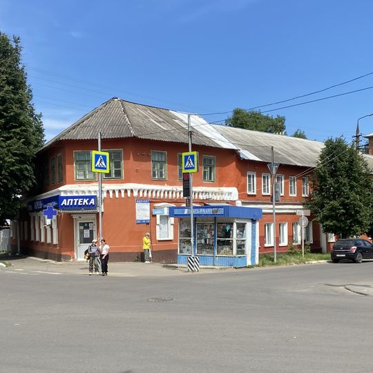 Дом Алексахина