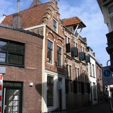 Burgwalstraat 8, Kampen