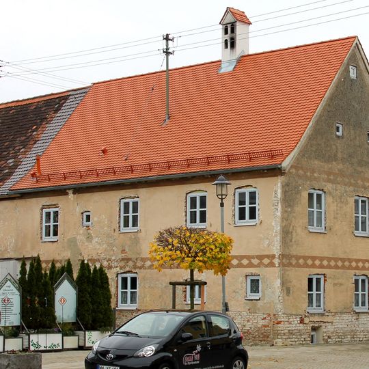 Maximilian-Philipp-Straße 5