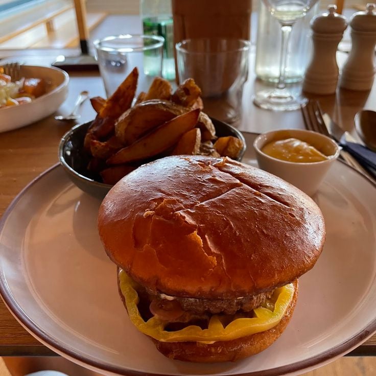 Le Plongeoir D'en Face