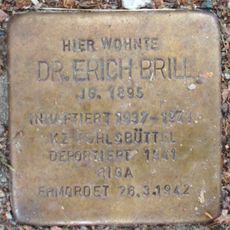 Stolperstein en memoria de Erich Brill