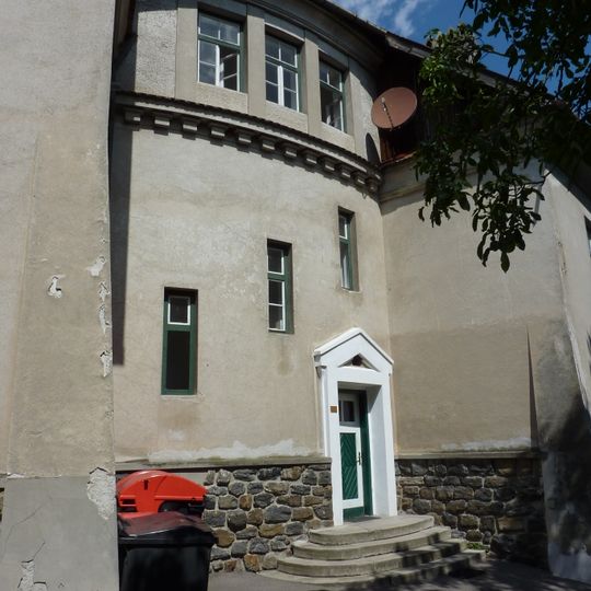 Arbeiter- /Angestelltenwohnhaus