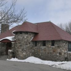 Nichols Memorial Library