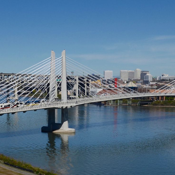 Tilikum Crossing