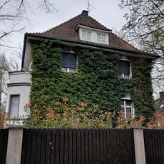 Haus Ernst-Ludwig-Allee 7