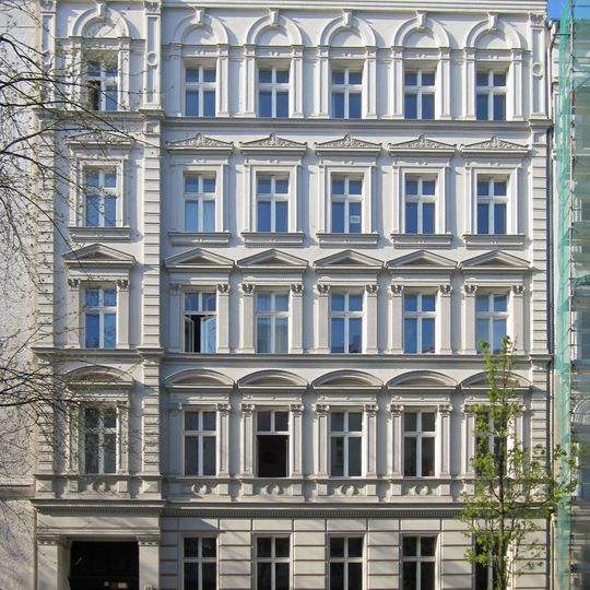 Ensemble Fehrbelliner Straße 47–49
