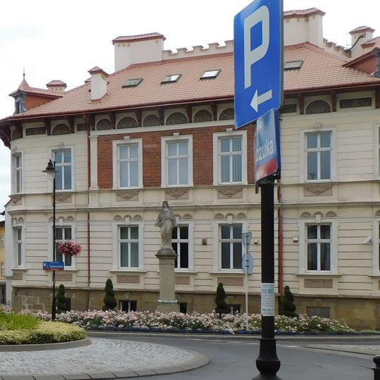 Kapliczka Matki Boskiej Królowej Polski zespole klasztoru oo. Bernardynów