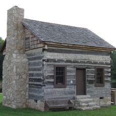 David Gordon House and Collins Log Cabin