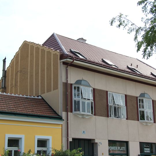 Konsumgebäude, Mödling