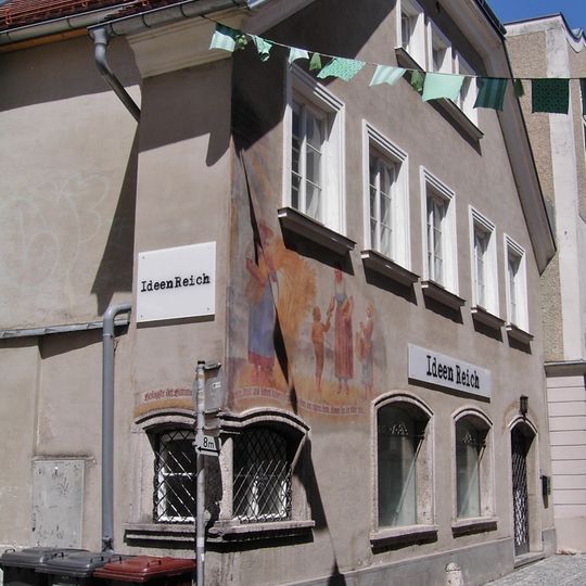 Haratzmüllerstraße 9