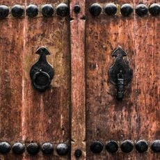 Hossein Chahkotahi Mausoleum