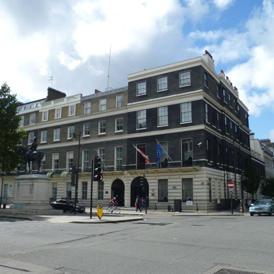 41-47, Portland Place W1