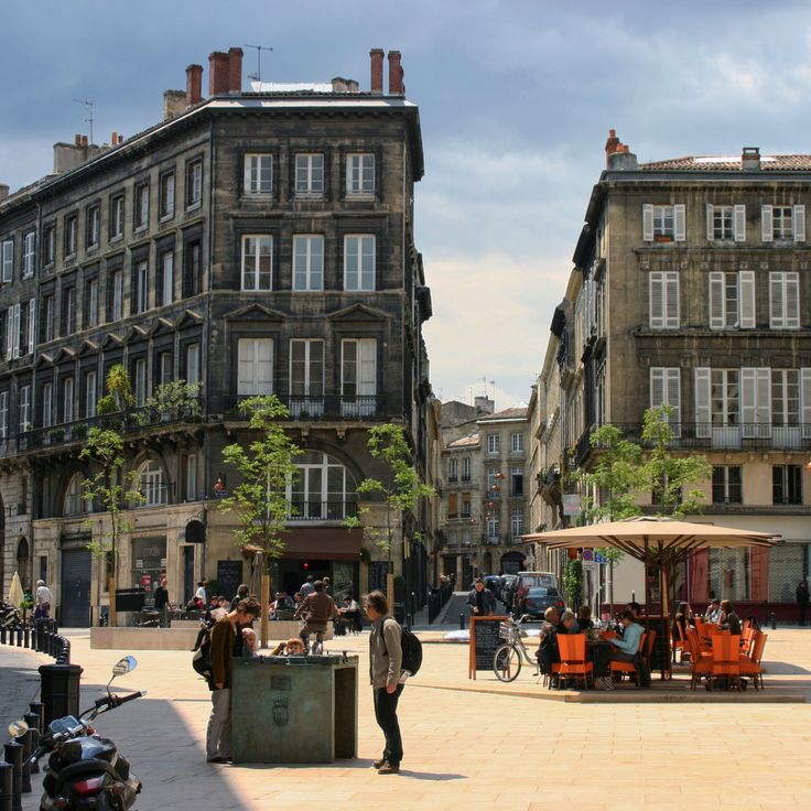 Place du Palais