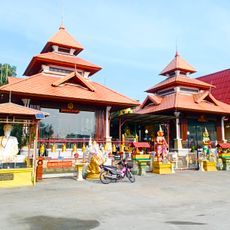 Wat Bang Si Mueang