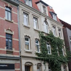 Mietshaus in geschlossener Bebauung Magazinstraße 3