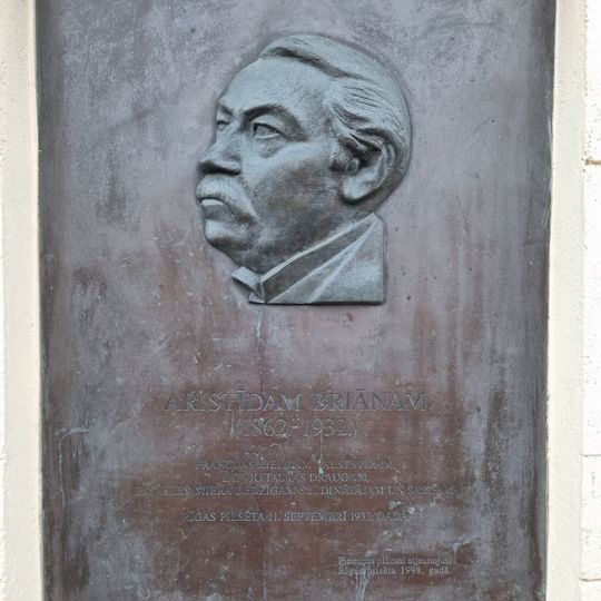 Commemorative plaque to Aristids Brians