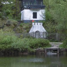 Heidestein: Tuinhuis en ijskelder