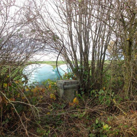 Kříž západně od Vysoké Lhoty