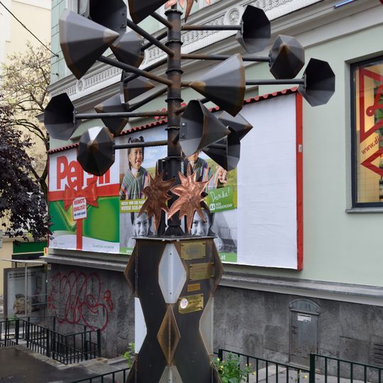 „Skulptur“ by Ignaz Semlitsch, Wien 2009