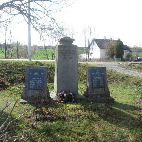 Pomník padlým u Koterova