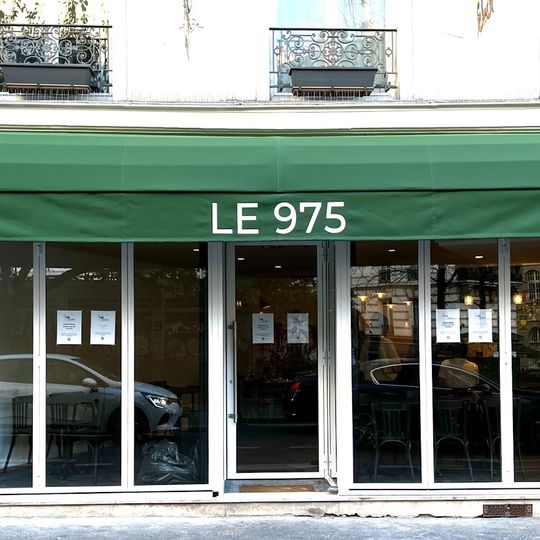 Le 975