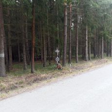 Kříž západně od Rybovy Lhoty