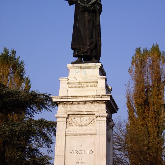 Monumento a Virgilio