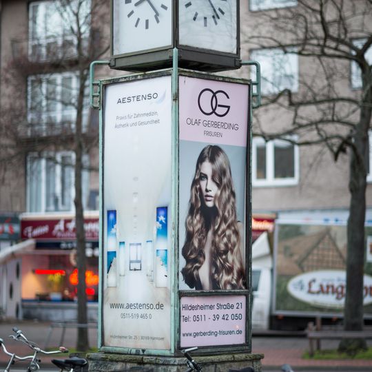 Falke Clock Schlägerstraße