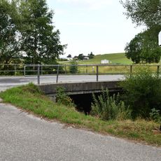 Südliche Brücke bei Oberstiftung 25